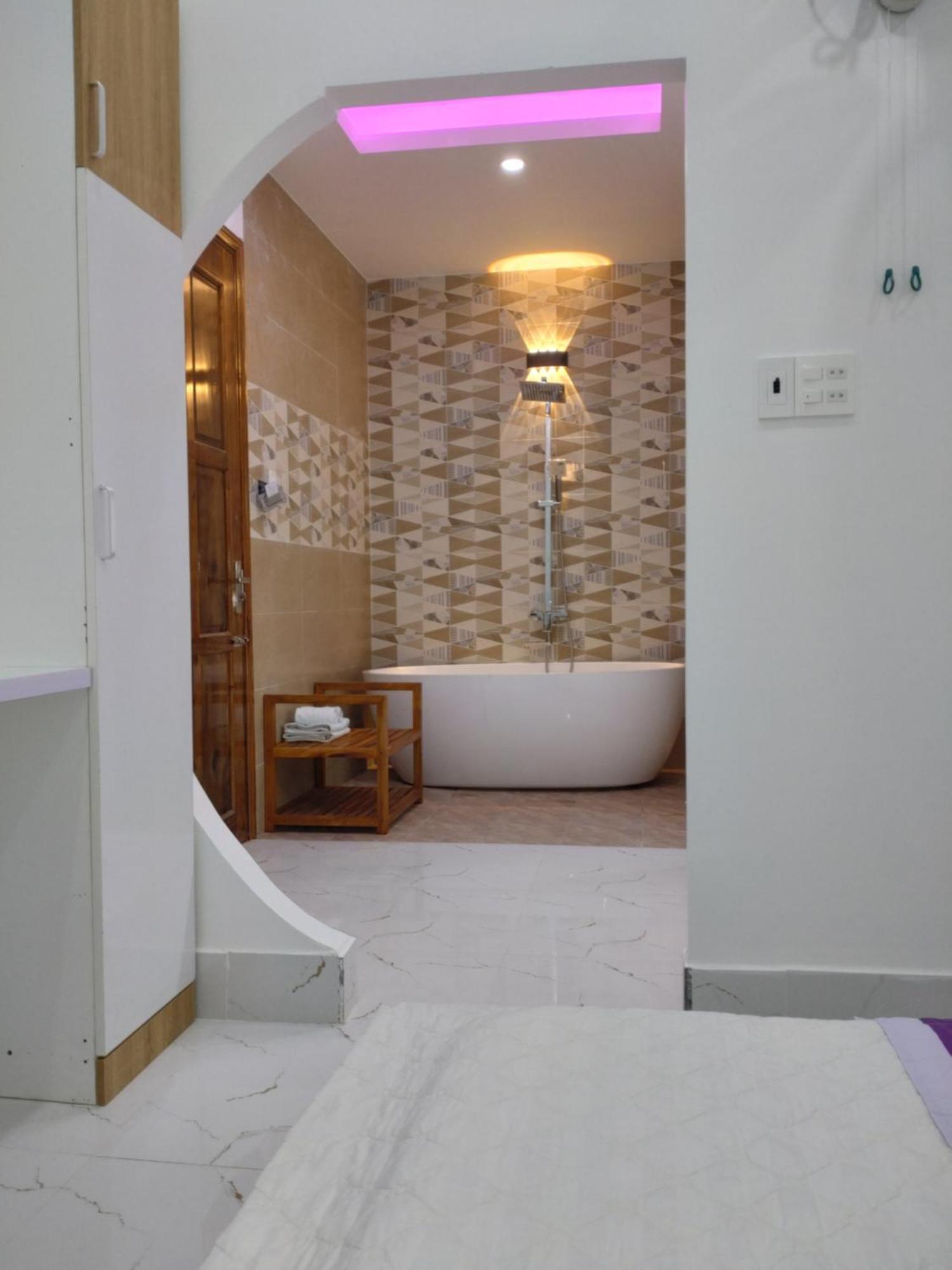 Lavender Tan Thanh Hotel mini resort Cong Thanh Exteriör bild